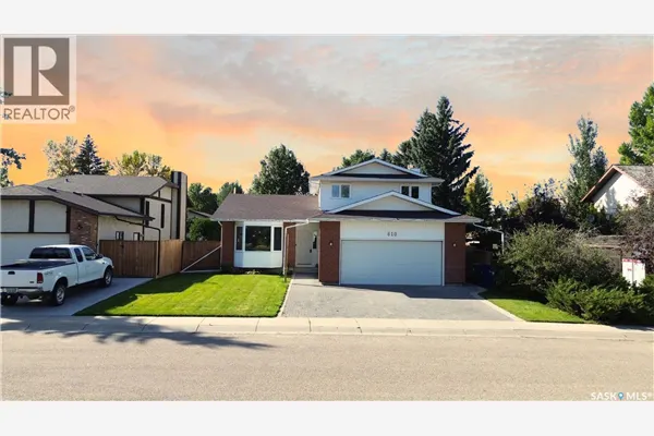 610 Nesslin CRESCENT
