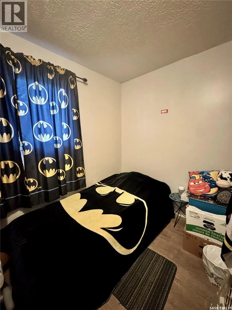 1221 14th STREET W