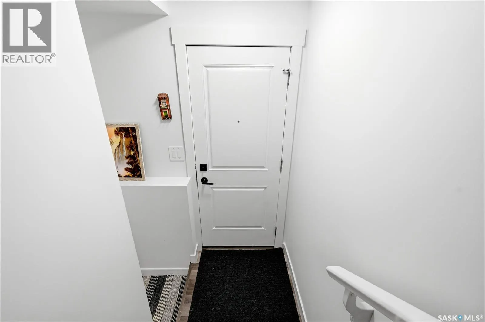 302 Chelsom MANOR