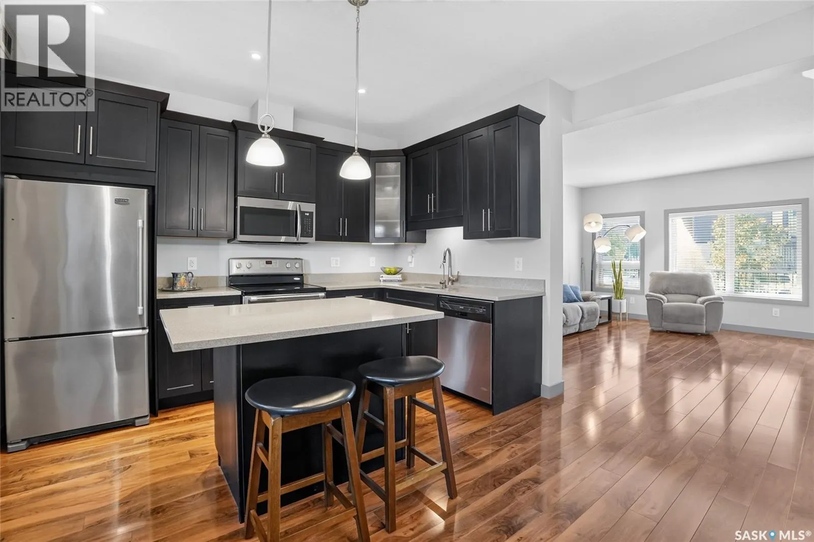 202 Maningas BEND