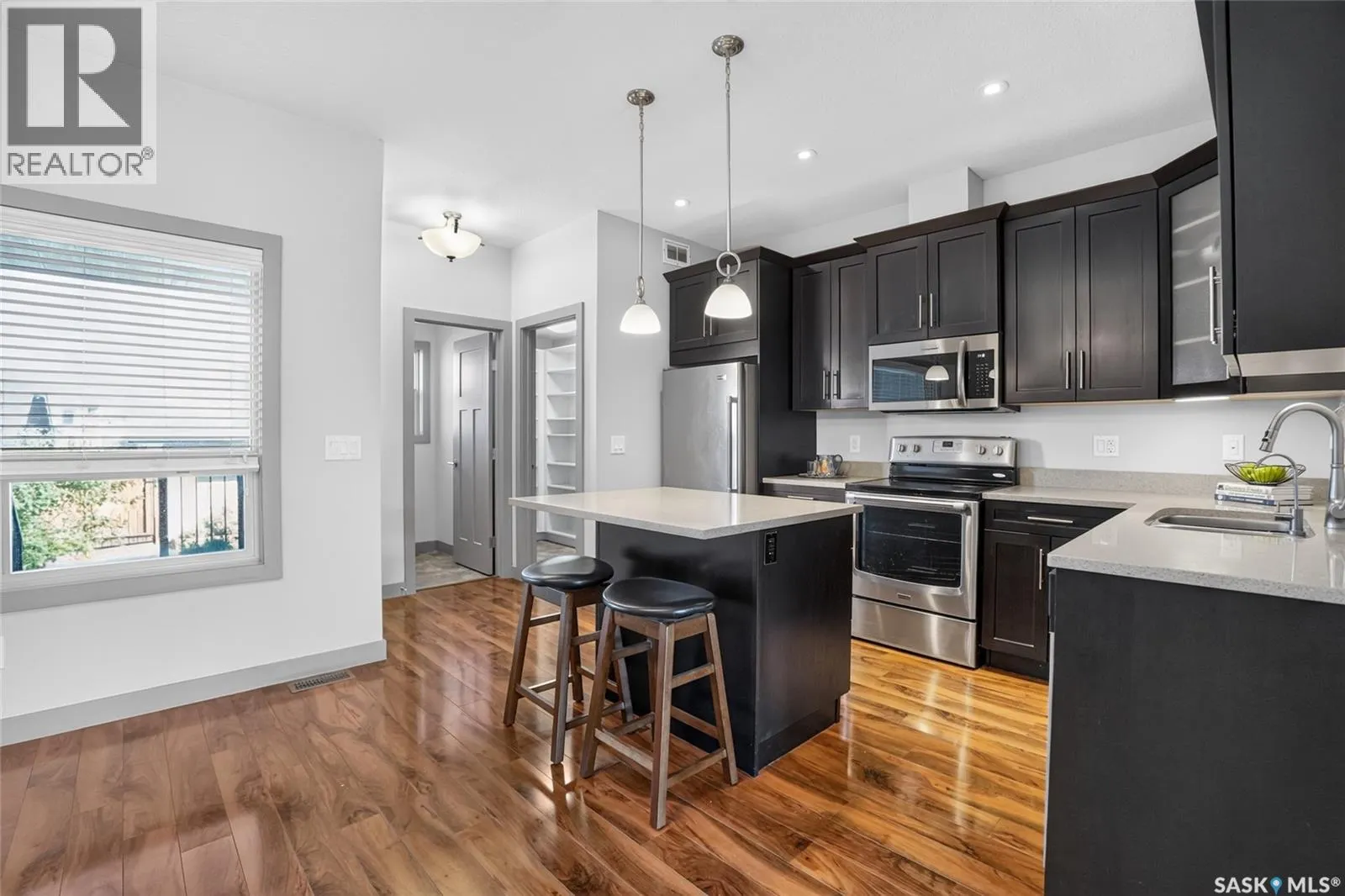202 Maningas BEND