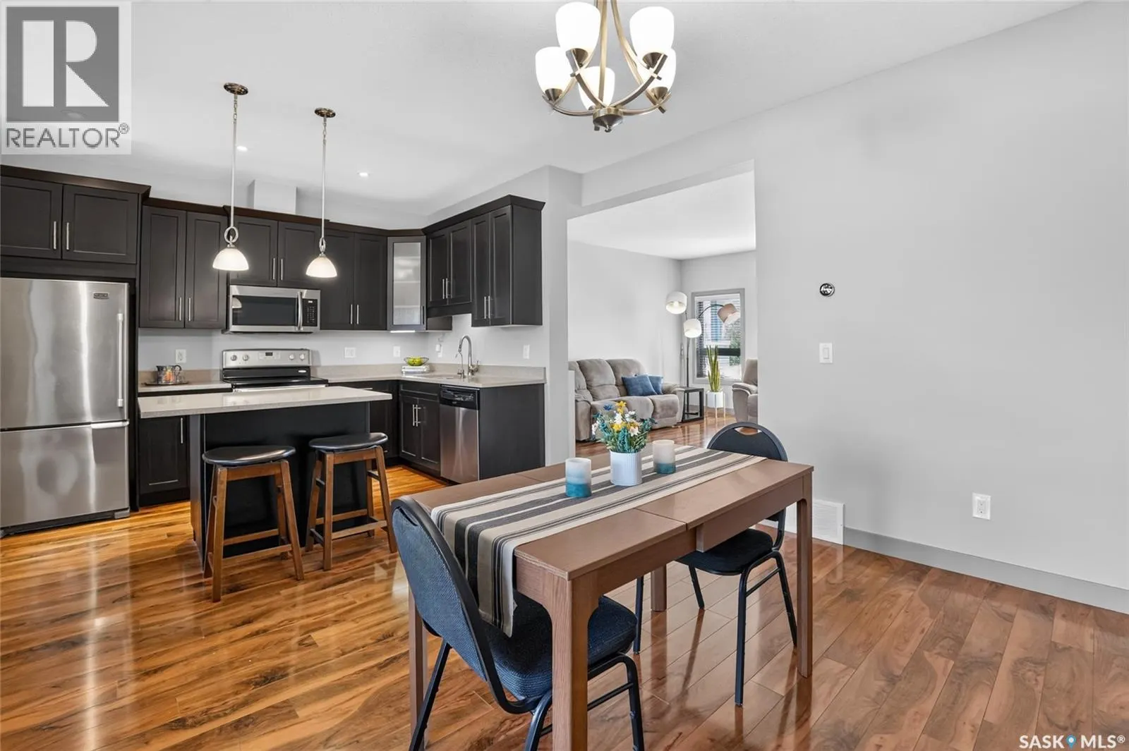 202 Maningas BEND