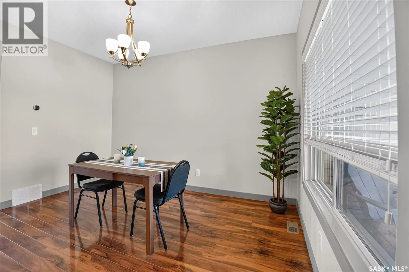 202 Maningas BEND