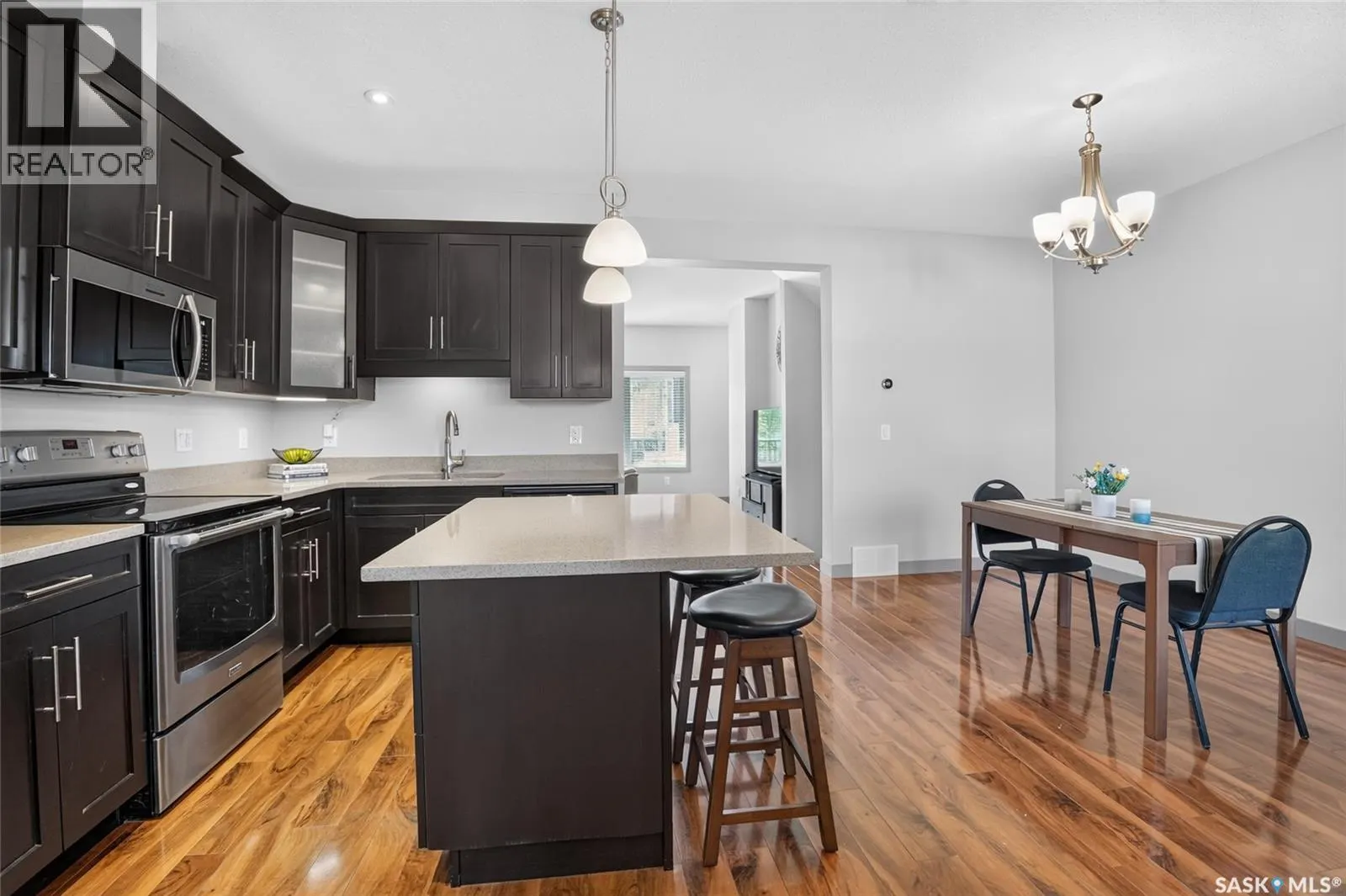 202 Maningas BEND