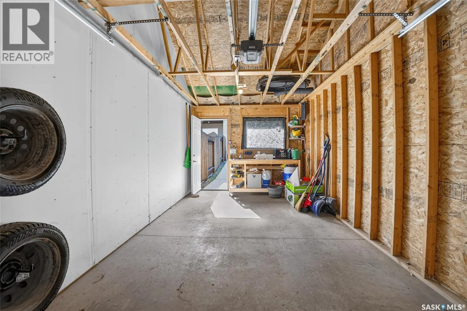 202 Maningas BEND