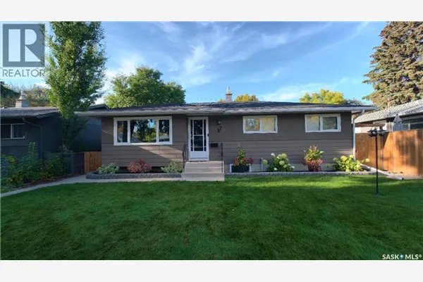 37 Dunning CRESCENT