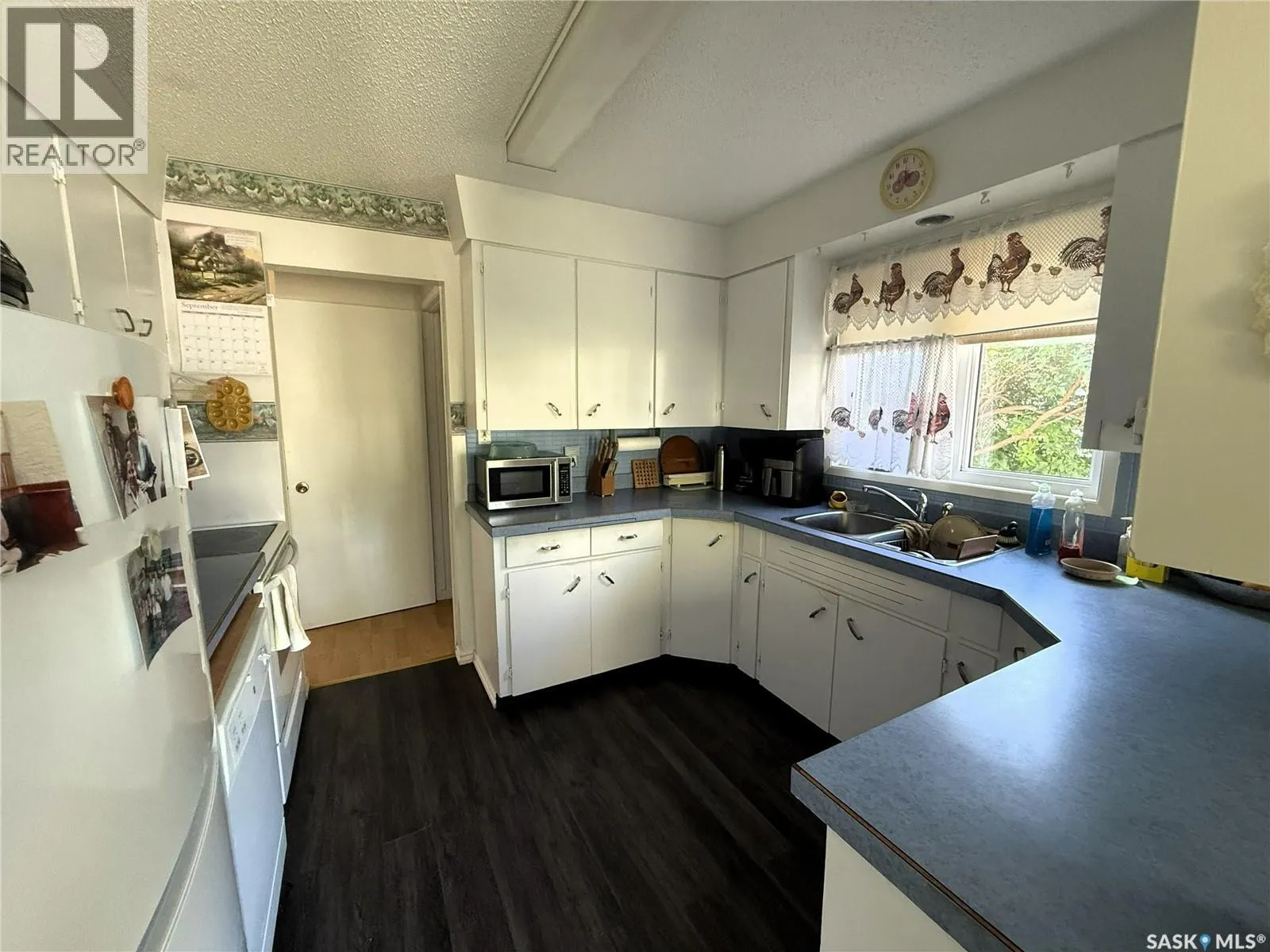 433-435 25th STREET E