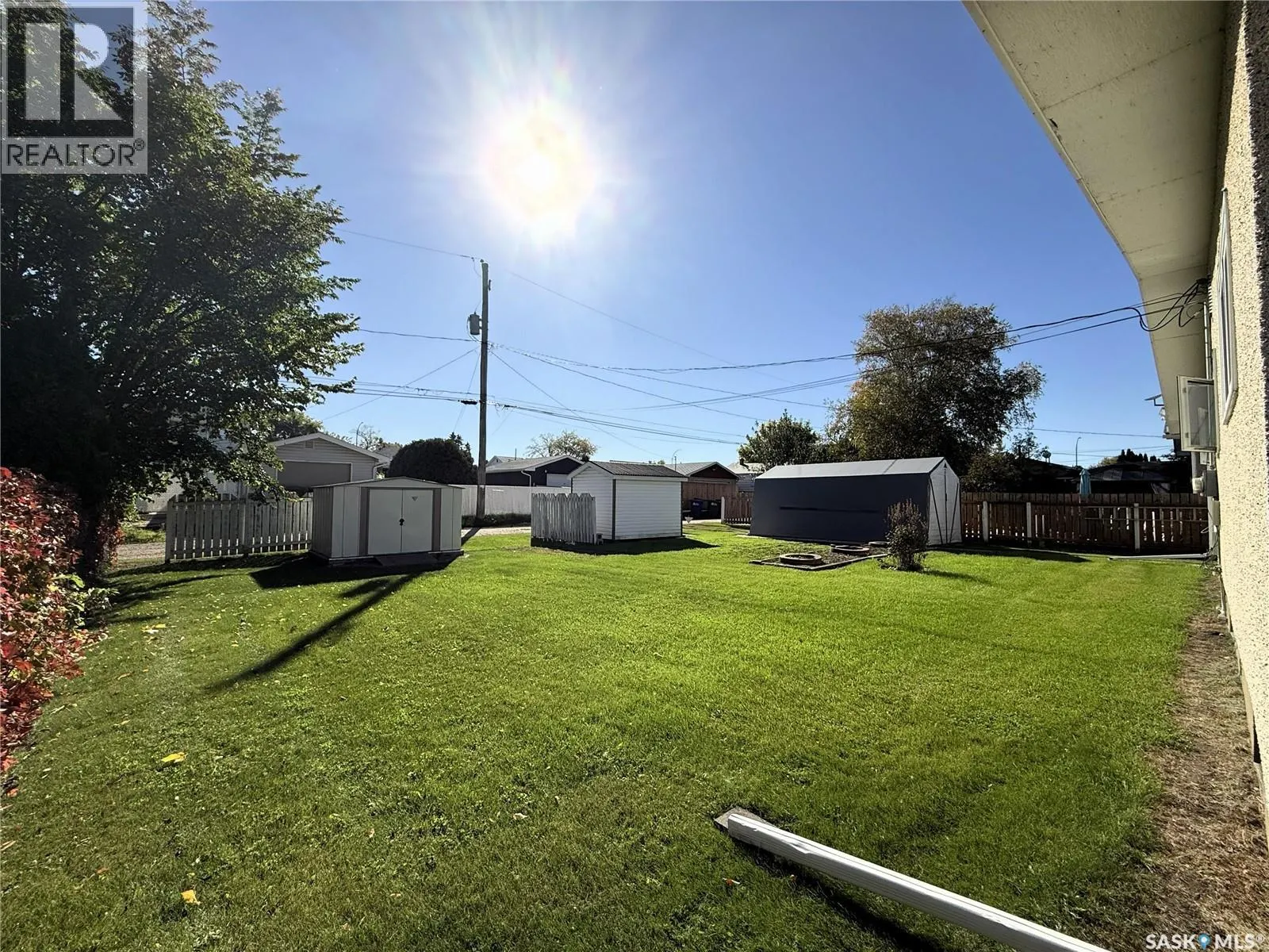 433-435 25th STREET E
