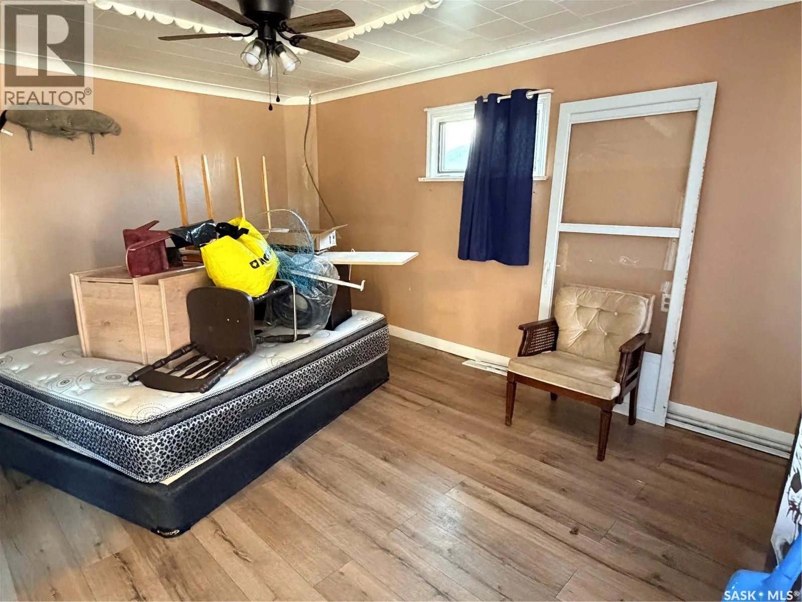 438 3rd STREET
