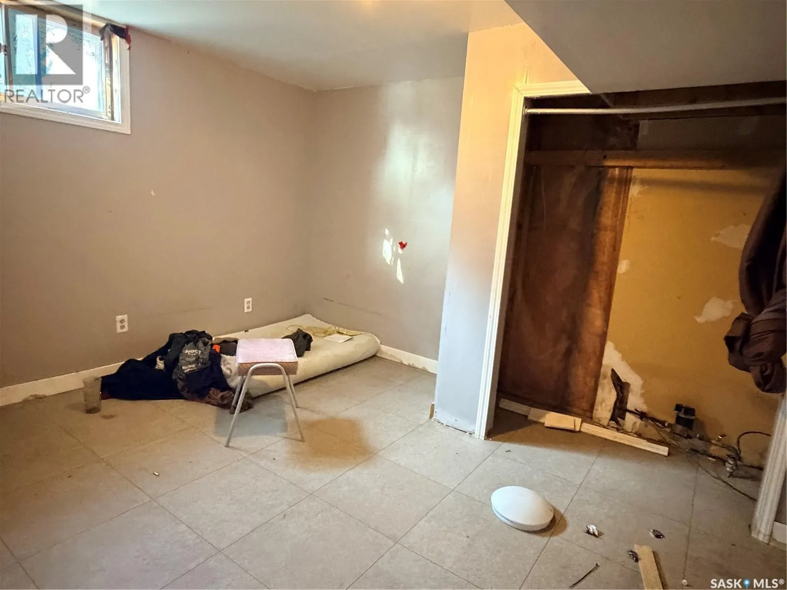 438 3rd STREET