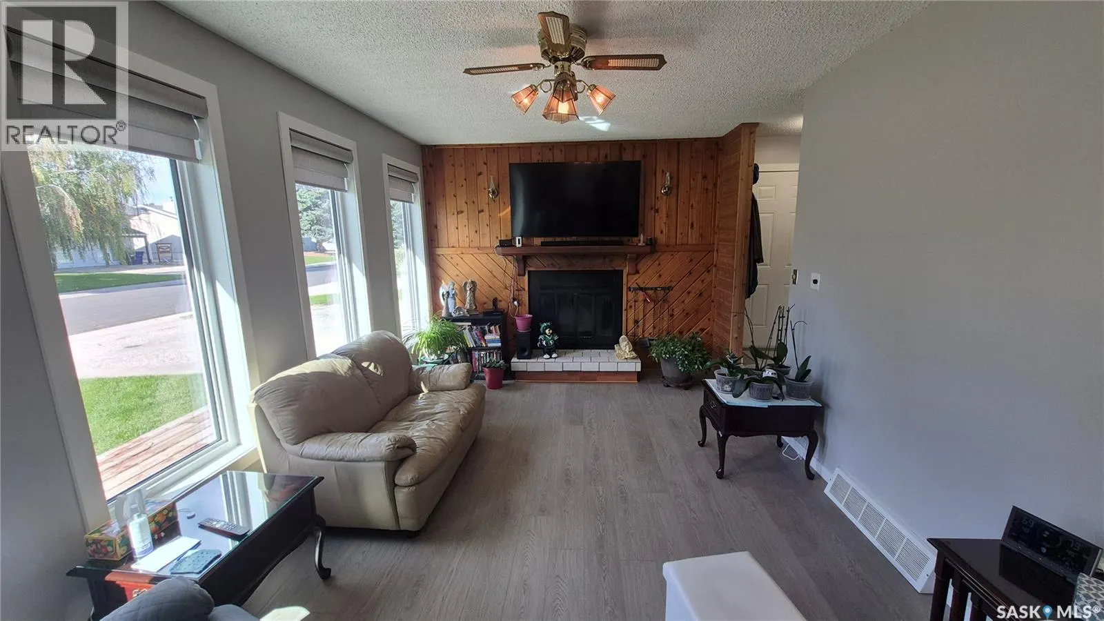 409 Herman CRESCENT