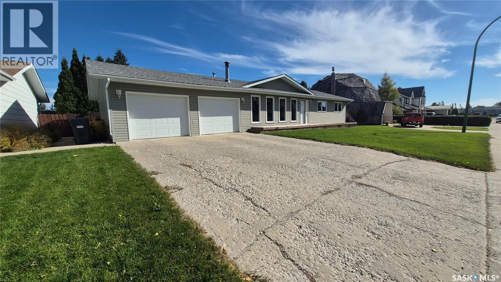 409 Herman CRESCENT