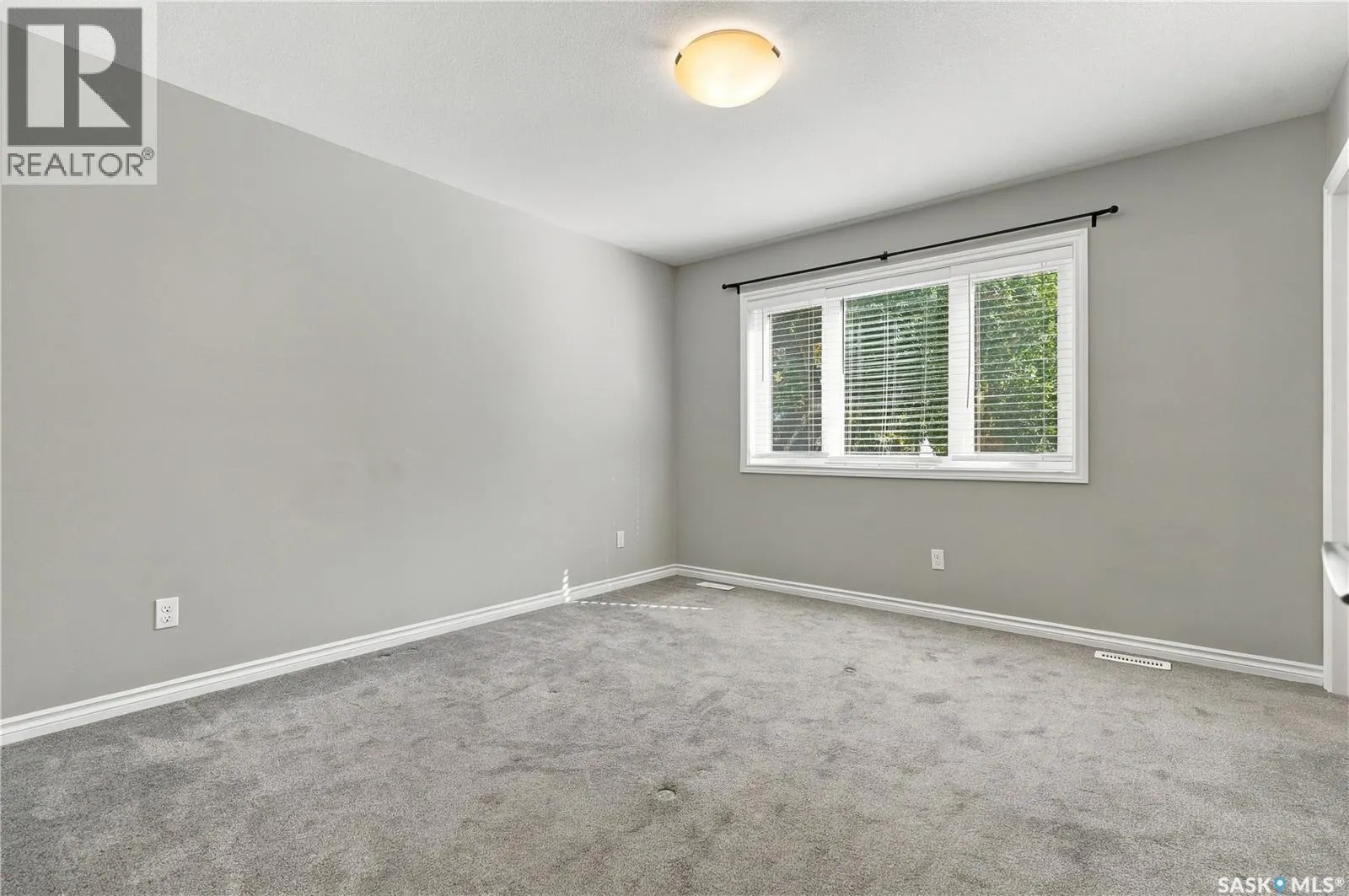 317 G AVENUE S