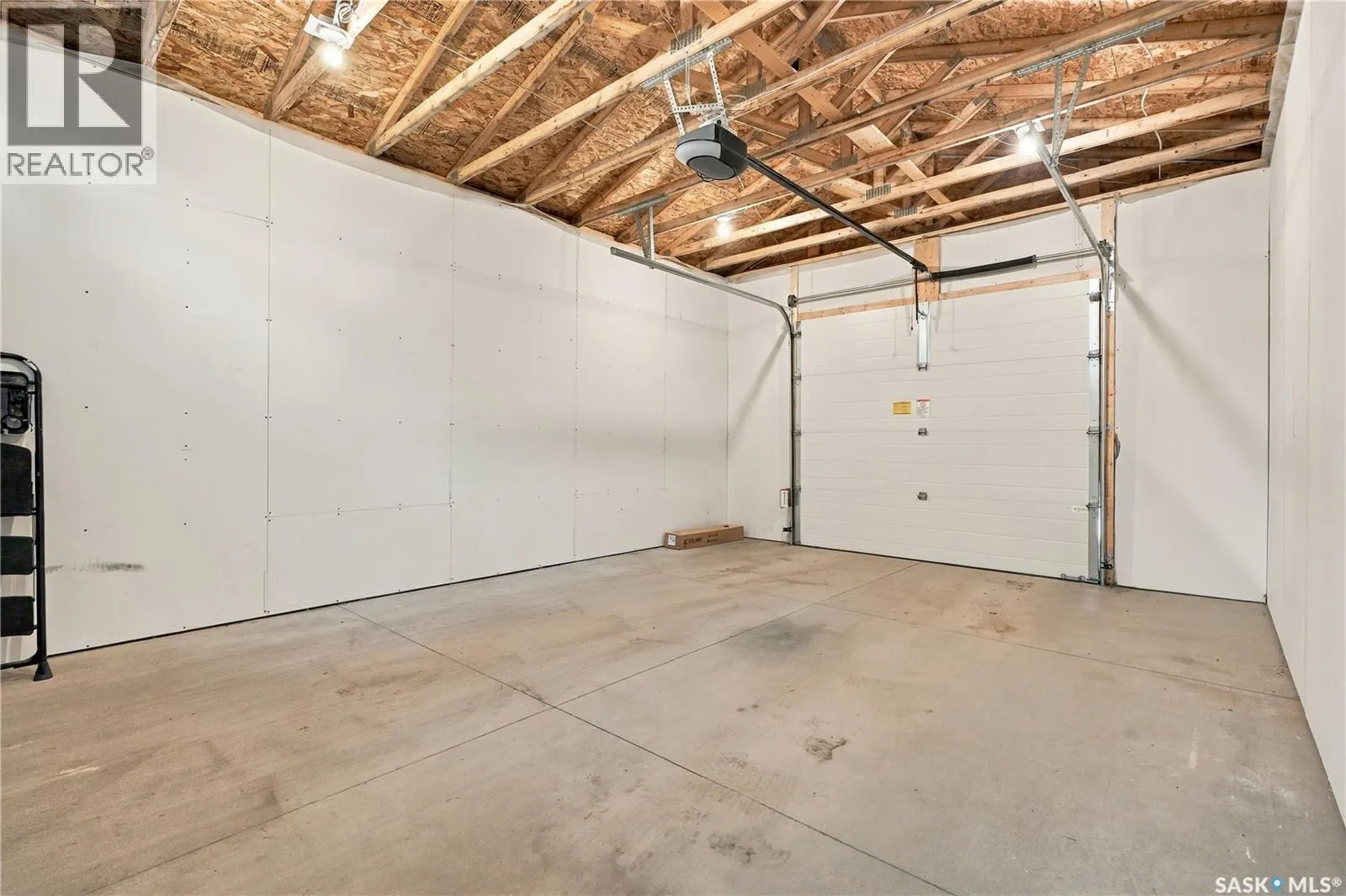 317 G AVENUE S