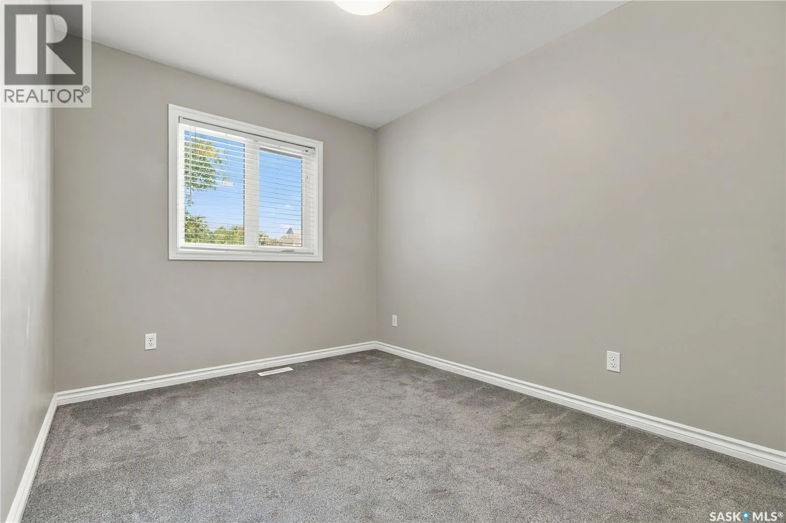 317 G AVENUE S