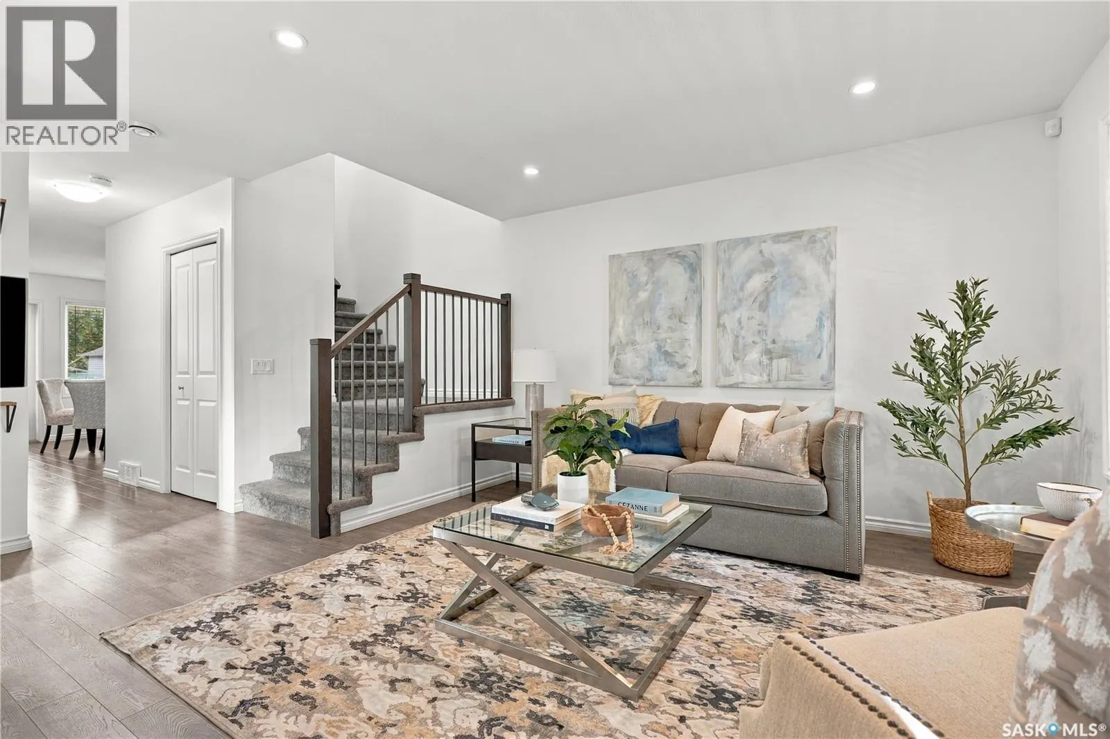 317 G AVENUE S