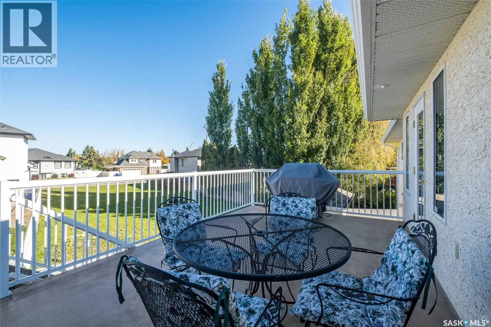 670 Aaron DRIVE