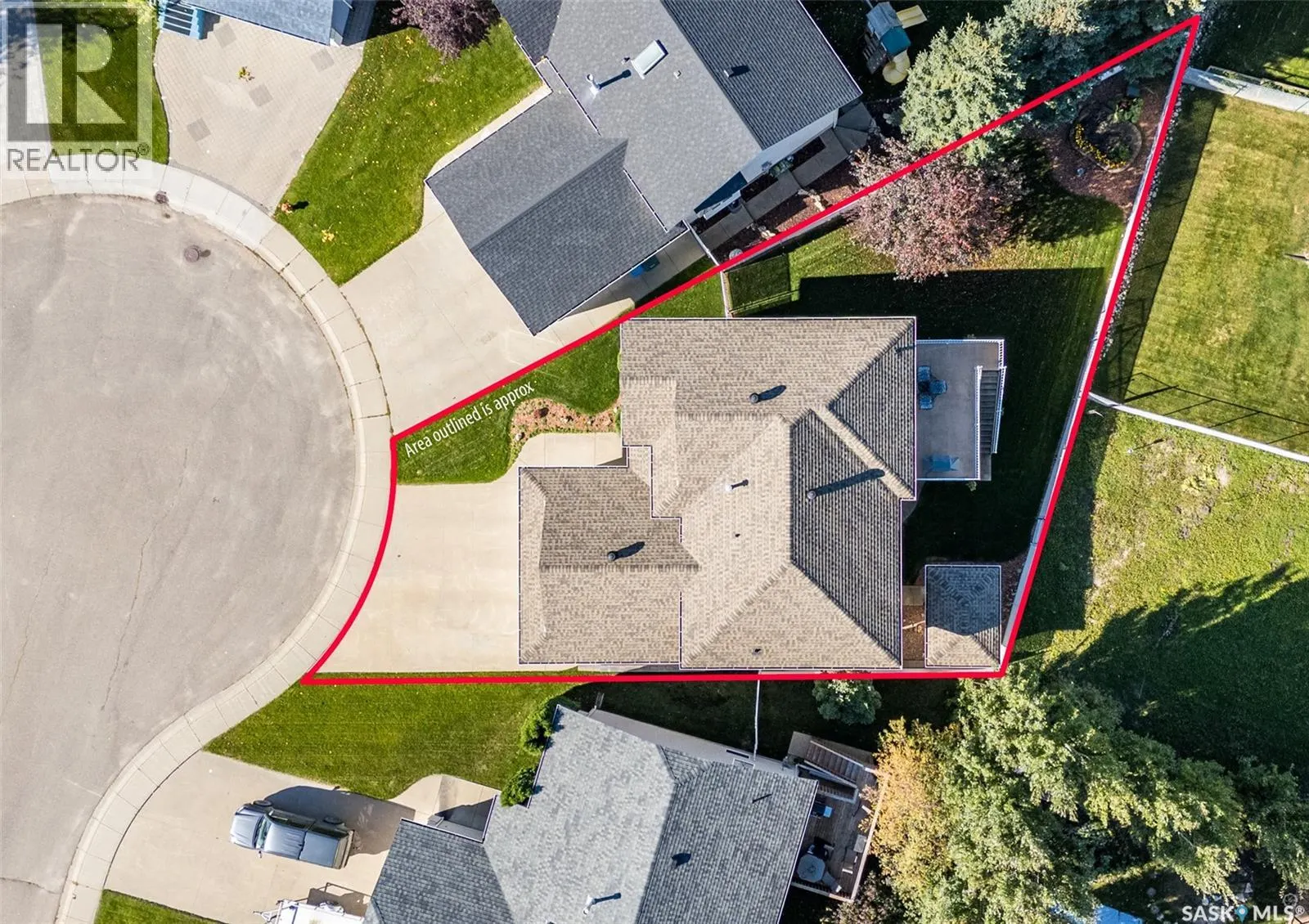670 Aaron DRIVE
