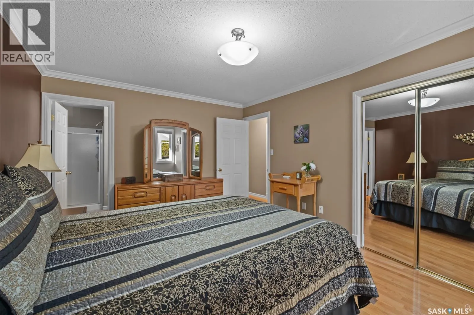 670 Aaron DRIVE