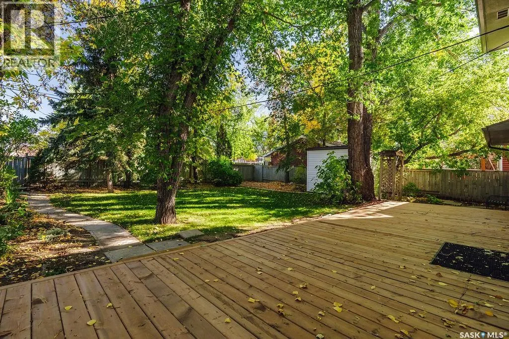 11 Moxon CRESCENT