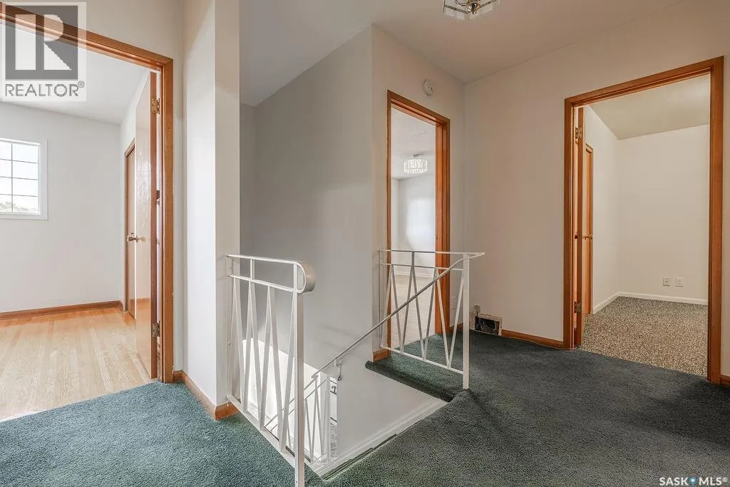 11 Moxon CRESCENT