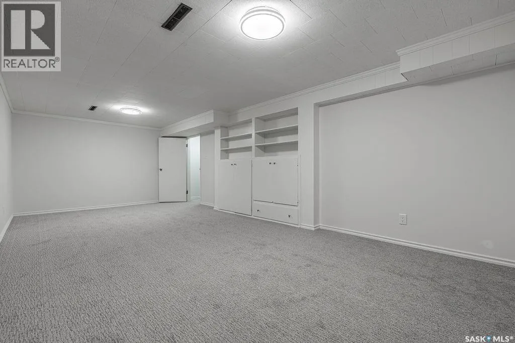 11 Moxon CRESCENT