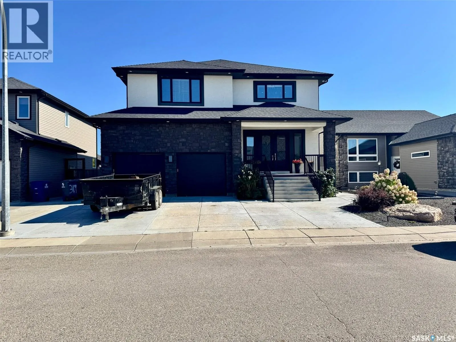 319 Roy CRESCENT