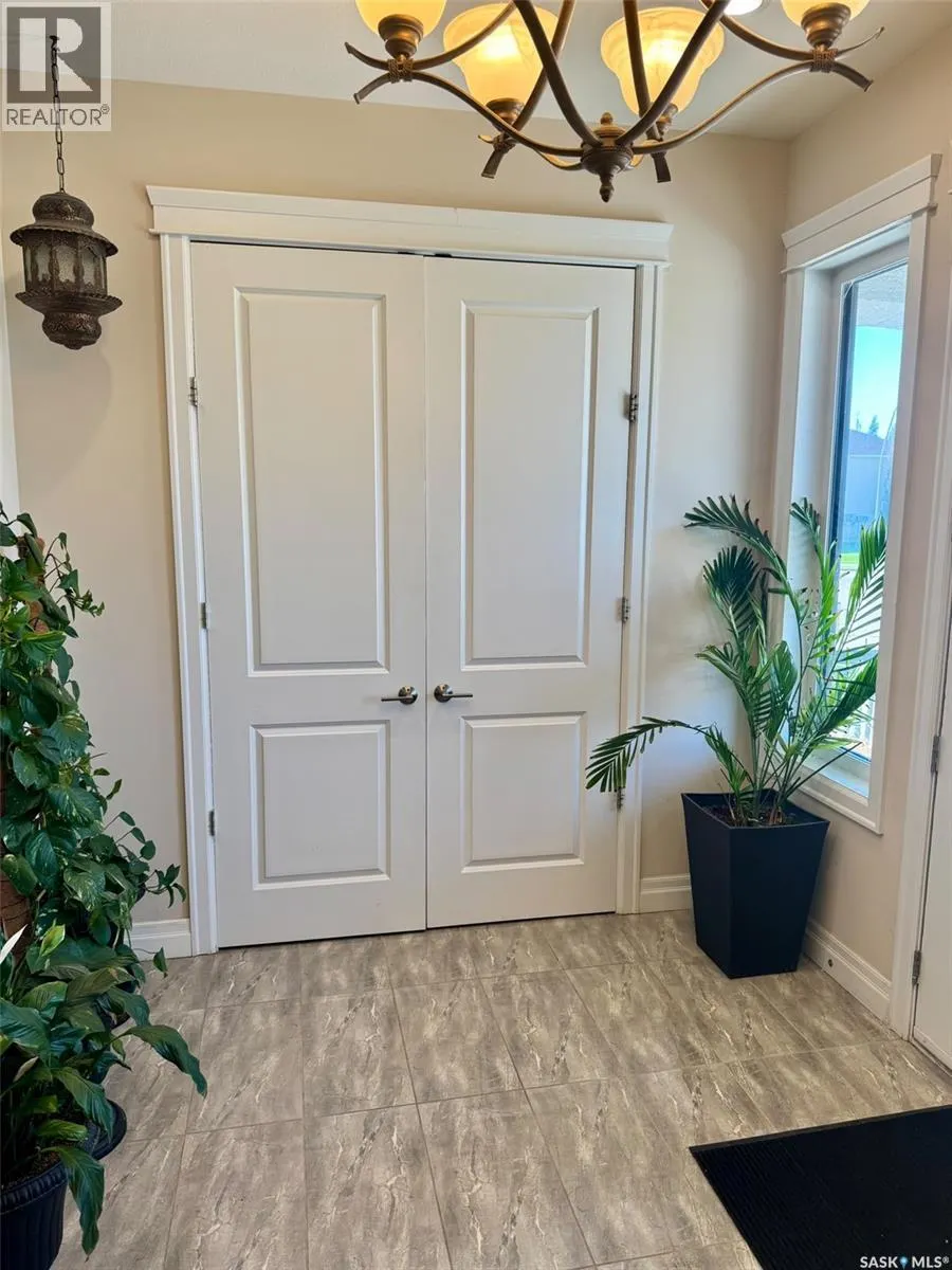 319 Roy CRESCENT