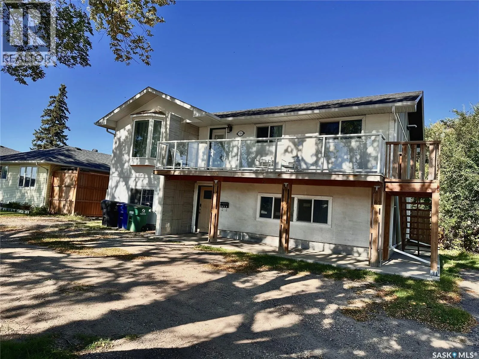 1504 33rd STREET W