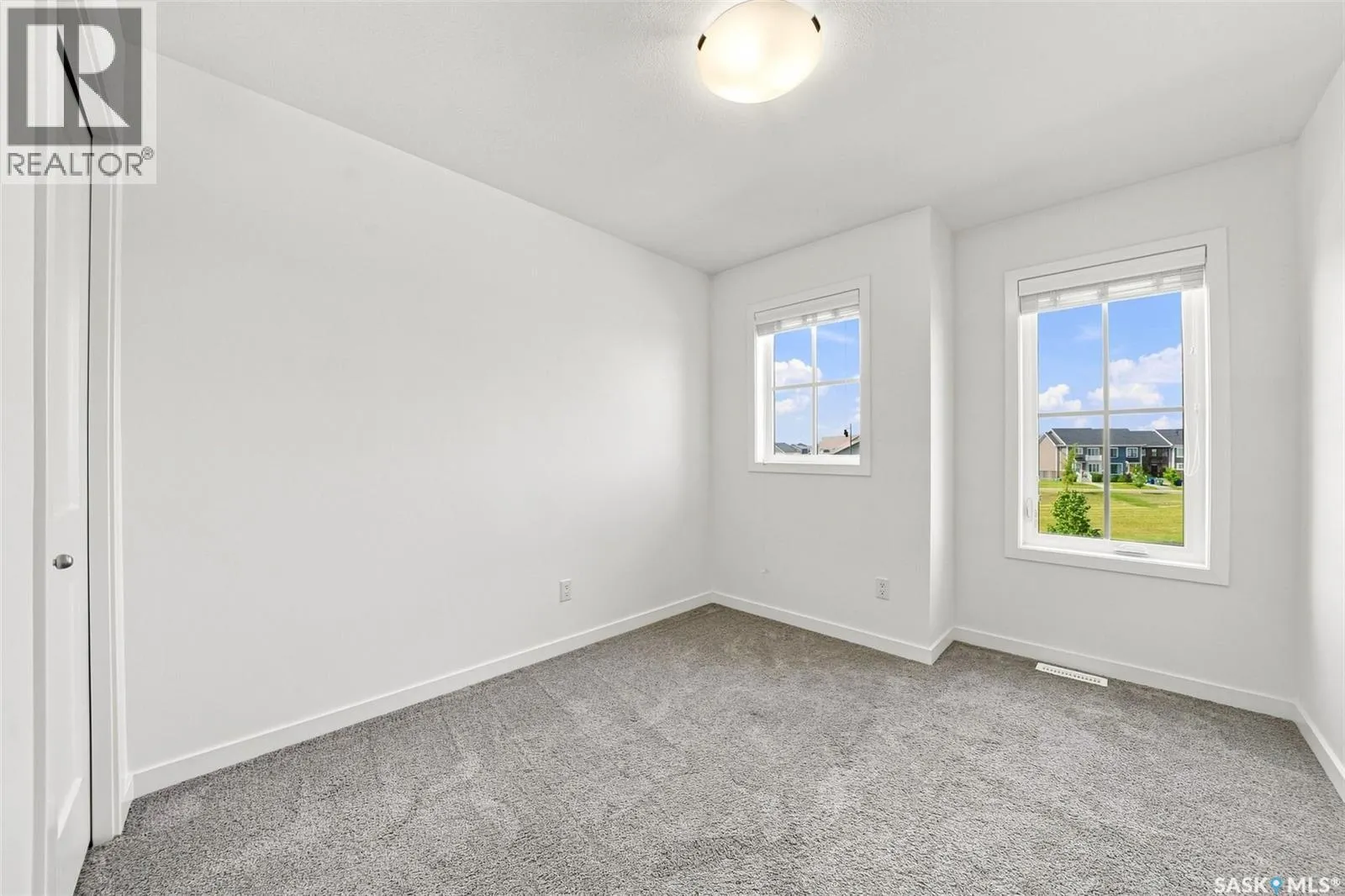 3043 Brighton COMMON