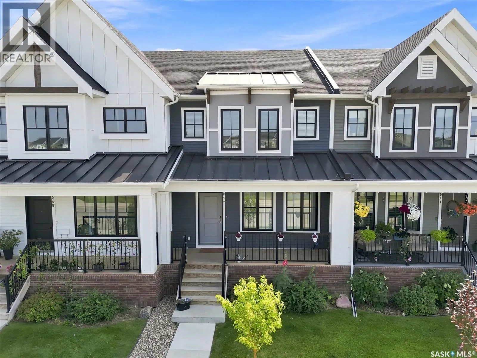 3043 Brighton COMMON