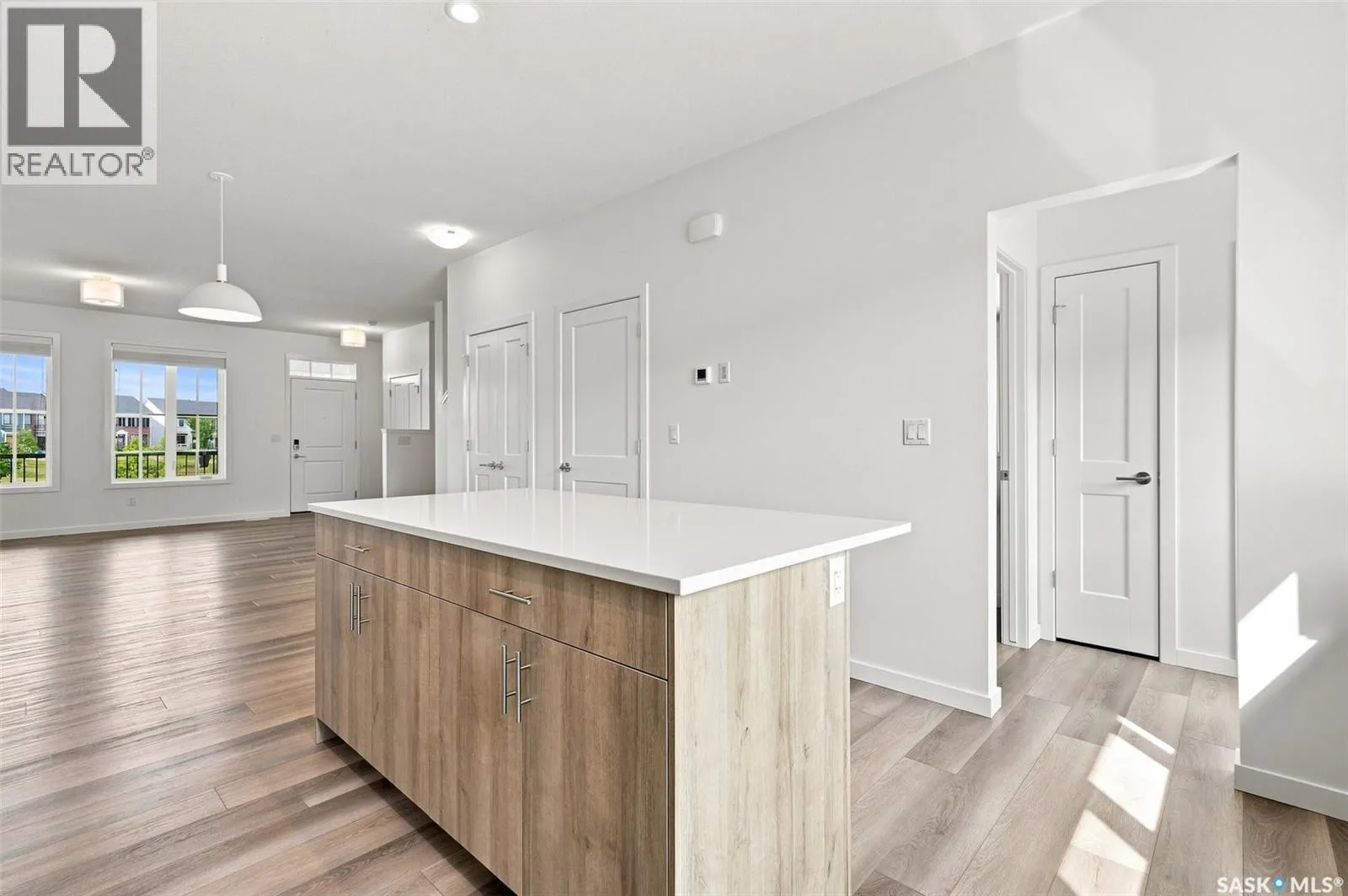 3043 Brighton COMMON