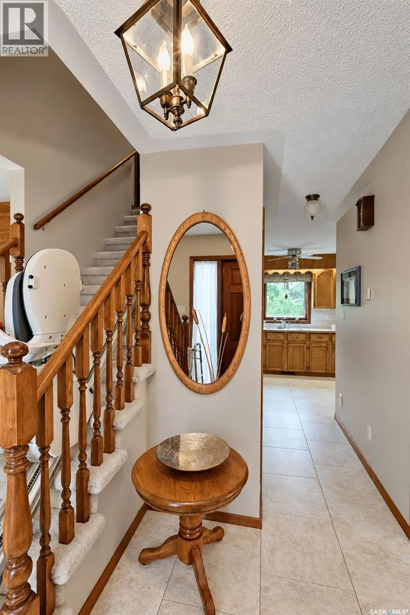 830 Chester PLACE