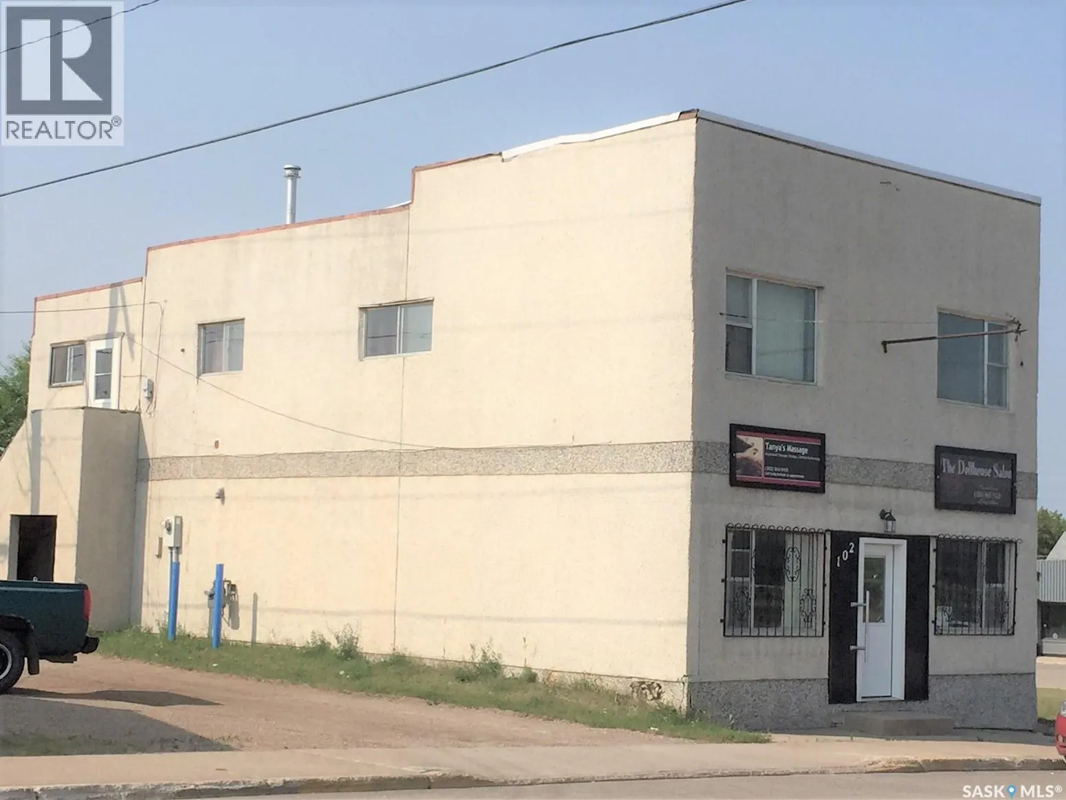 102A Railway AVENUE