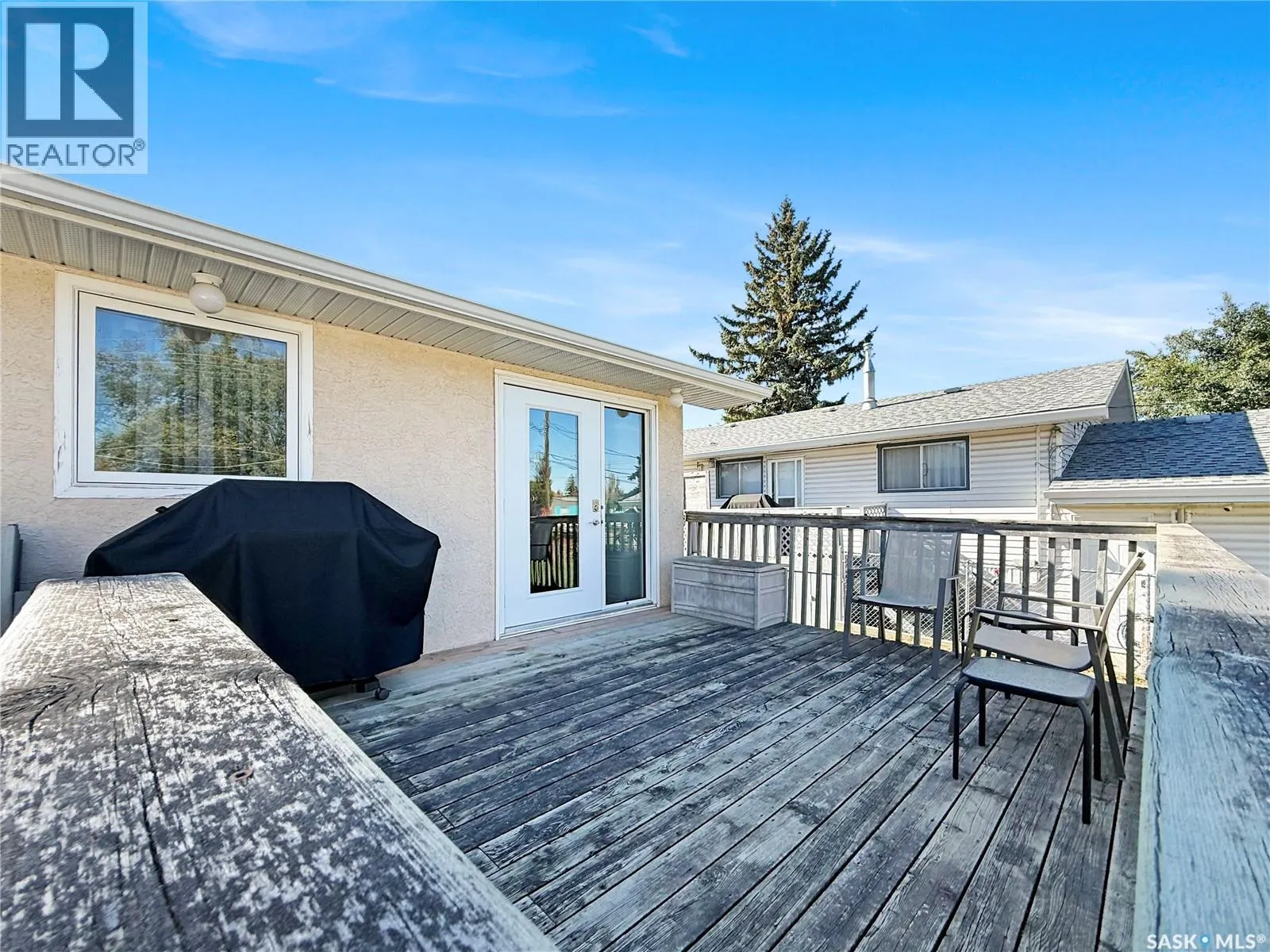 384 28th STREET W