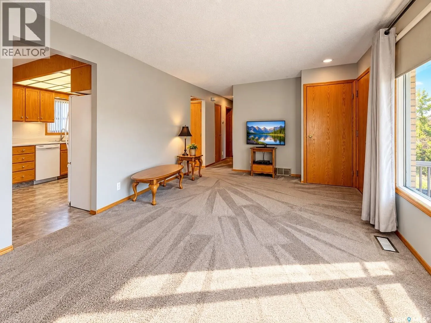 384 28th STREET W