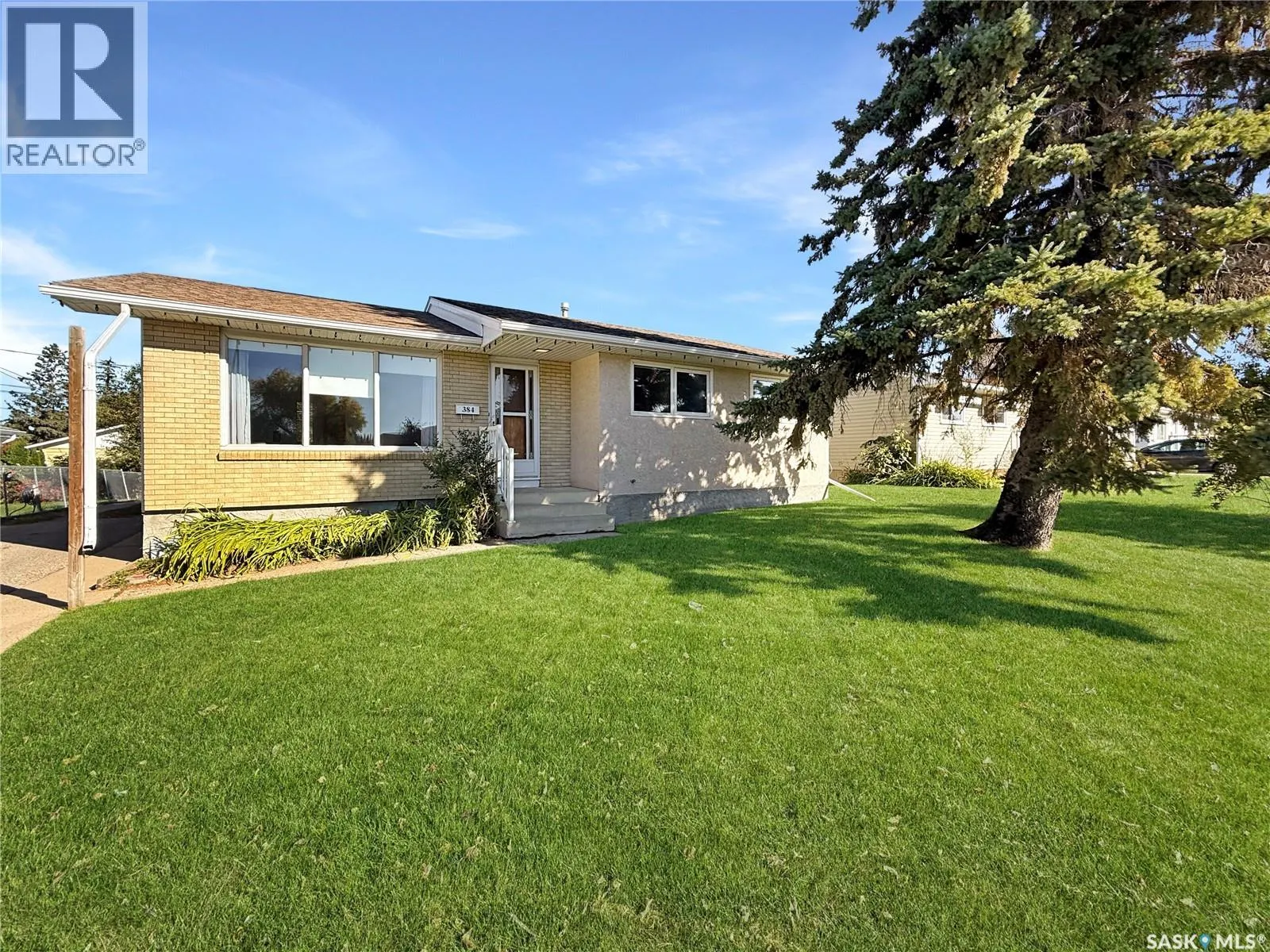 384 28th STREET W