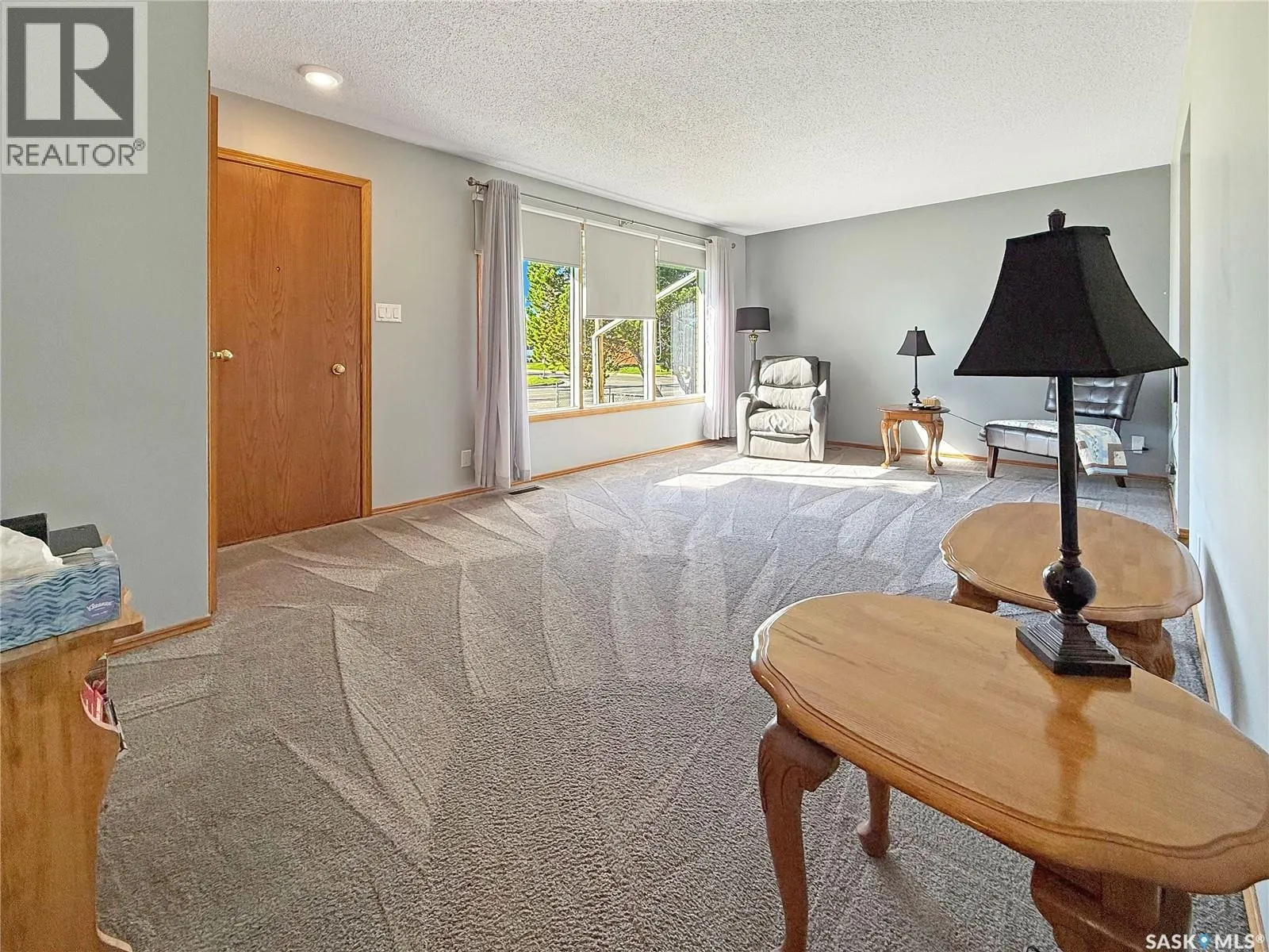 384 28th STREET W