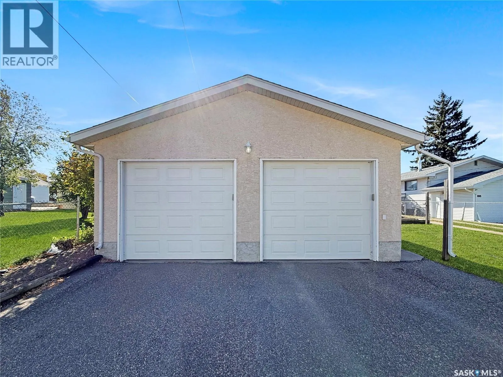 384 28th STREET W