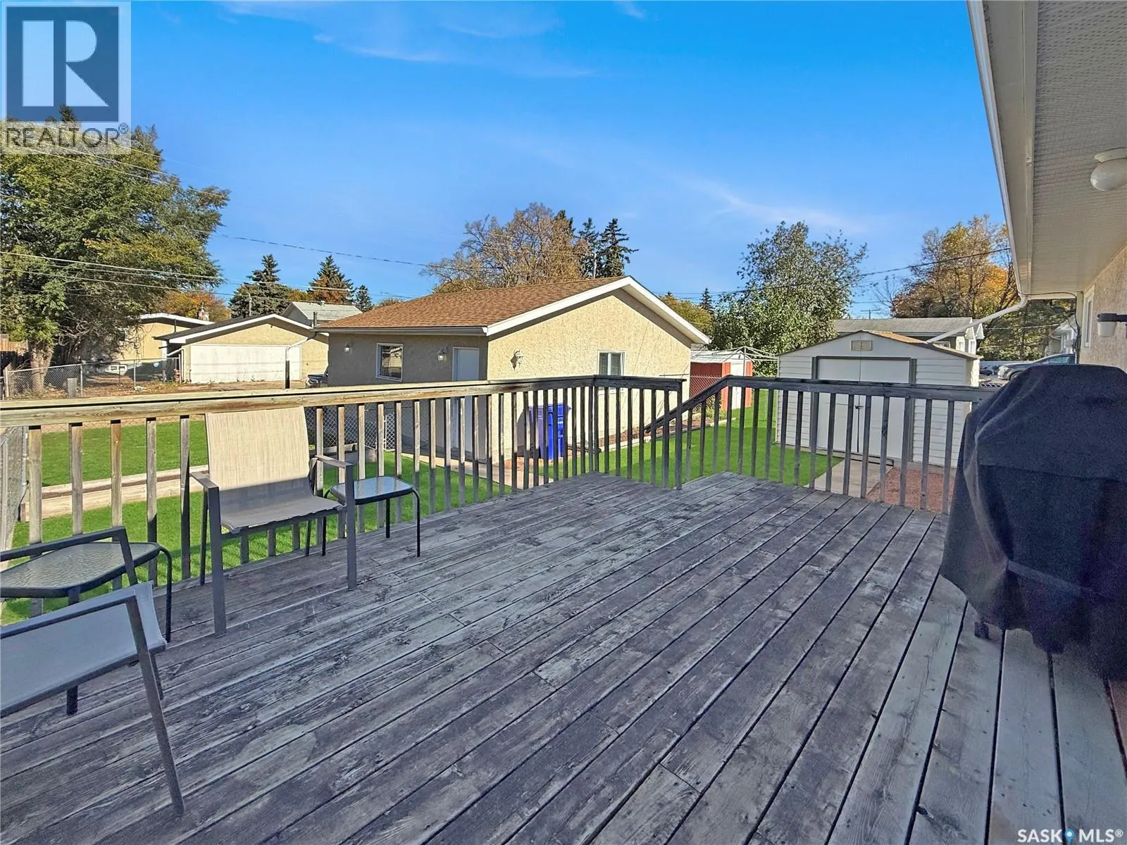 384 28th STREET W