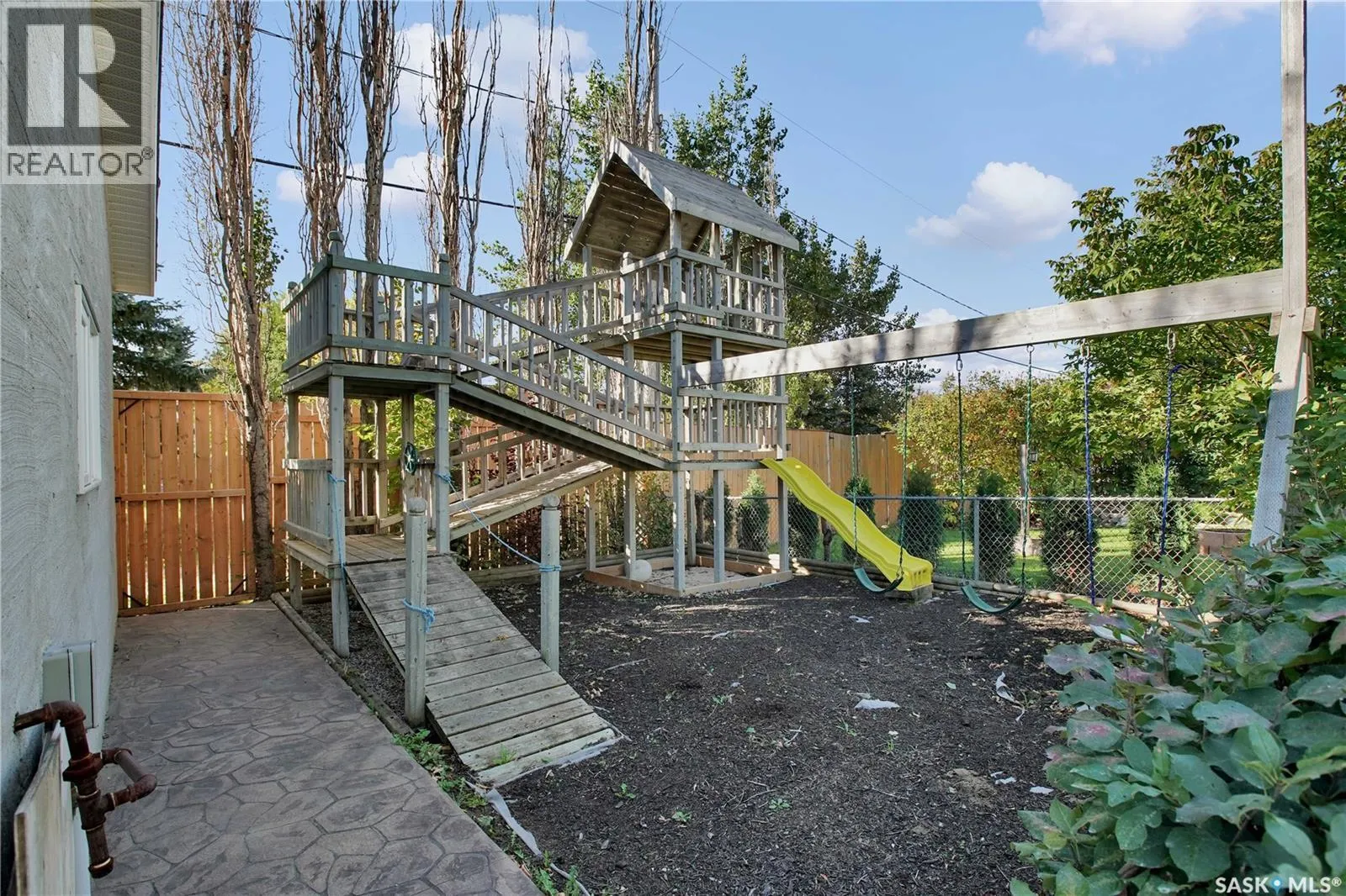 310 4th STREET