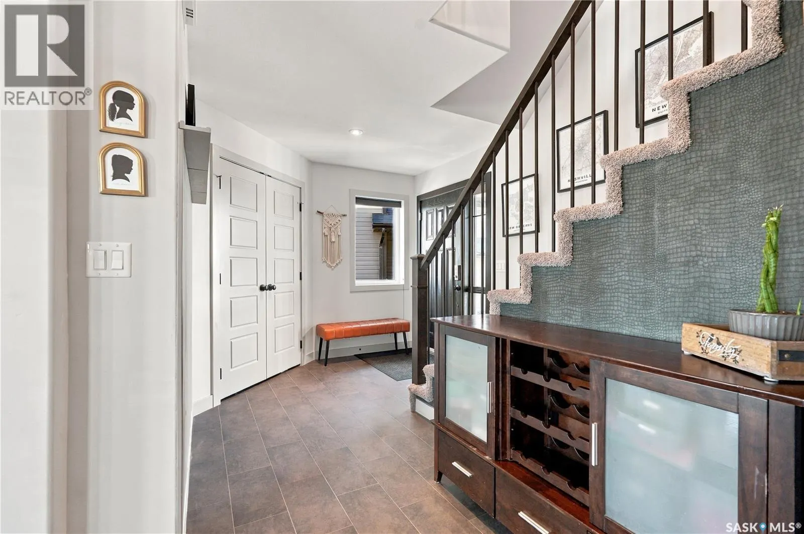 206 Parkview COVE
