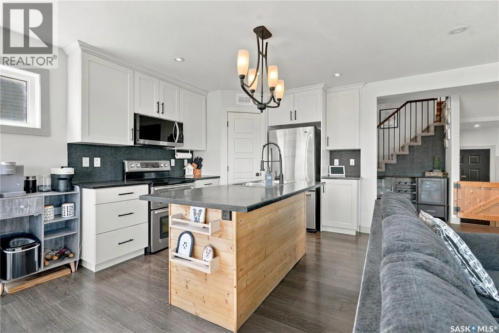 206 Parkview COVE