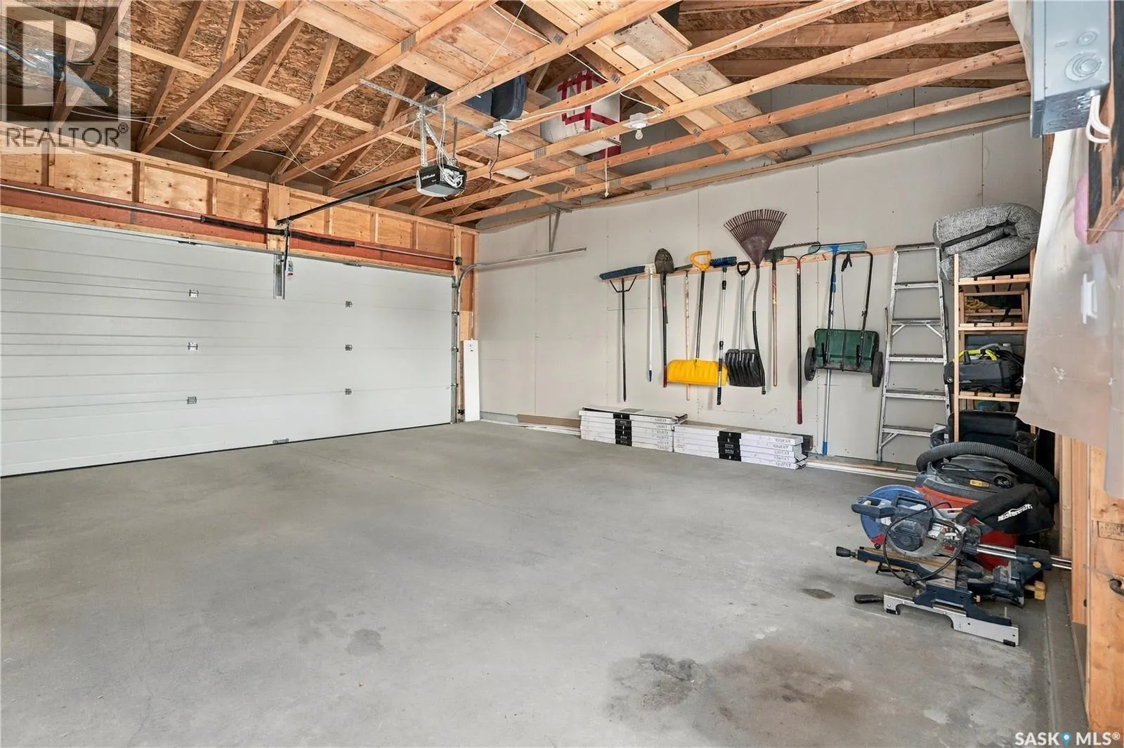 3039 Brighton COMMON