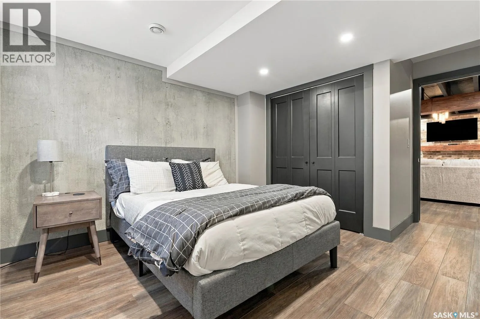 3039 Brighton COMMON