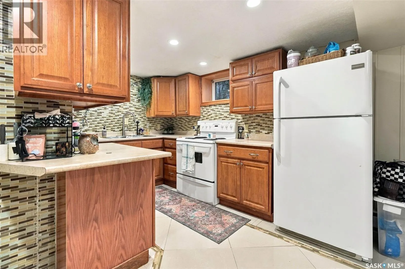 131 Connaught CRESCENT