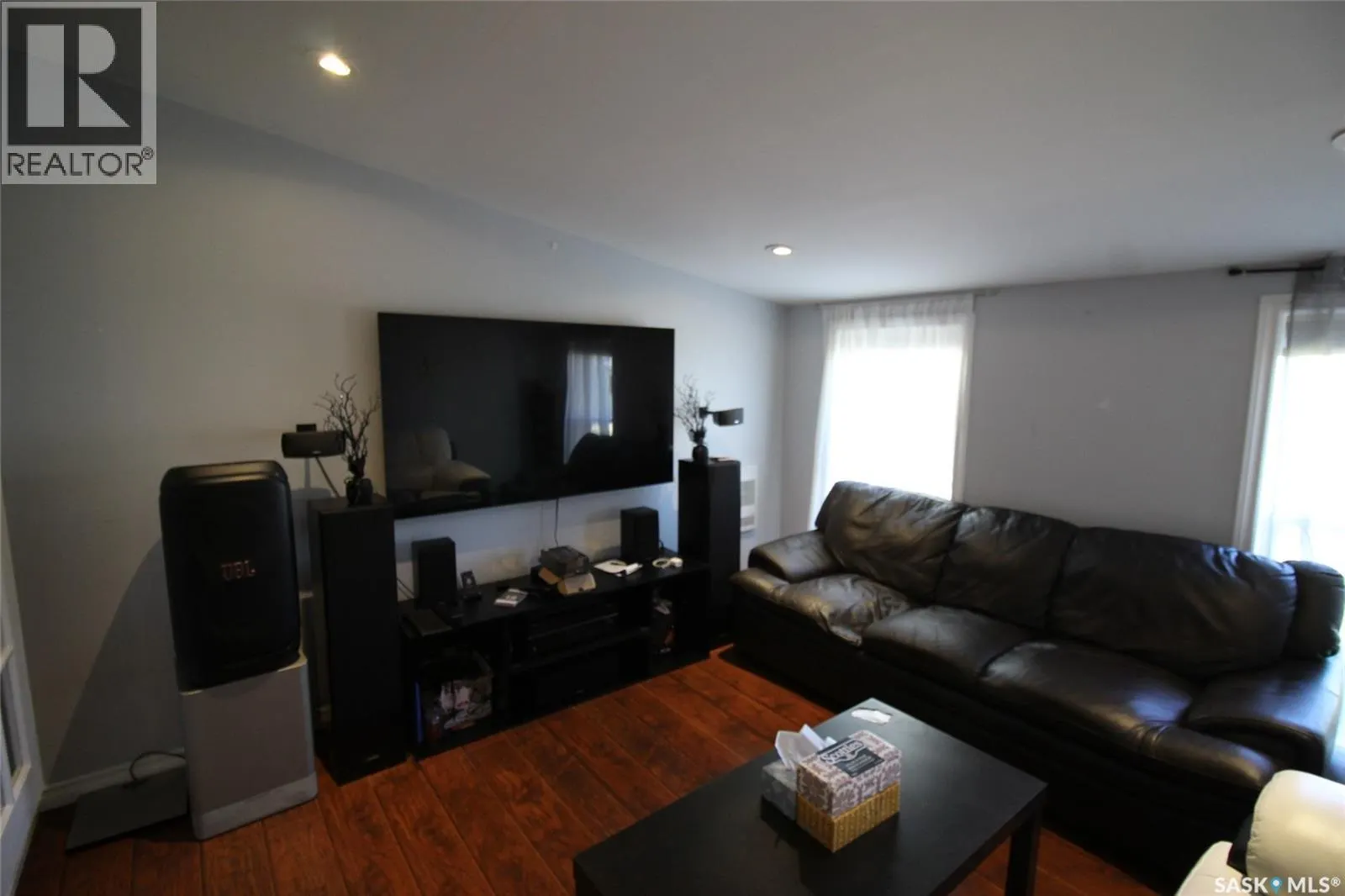 3027 Norman PLACE