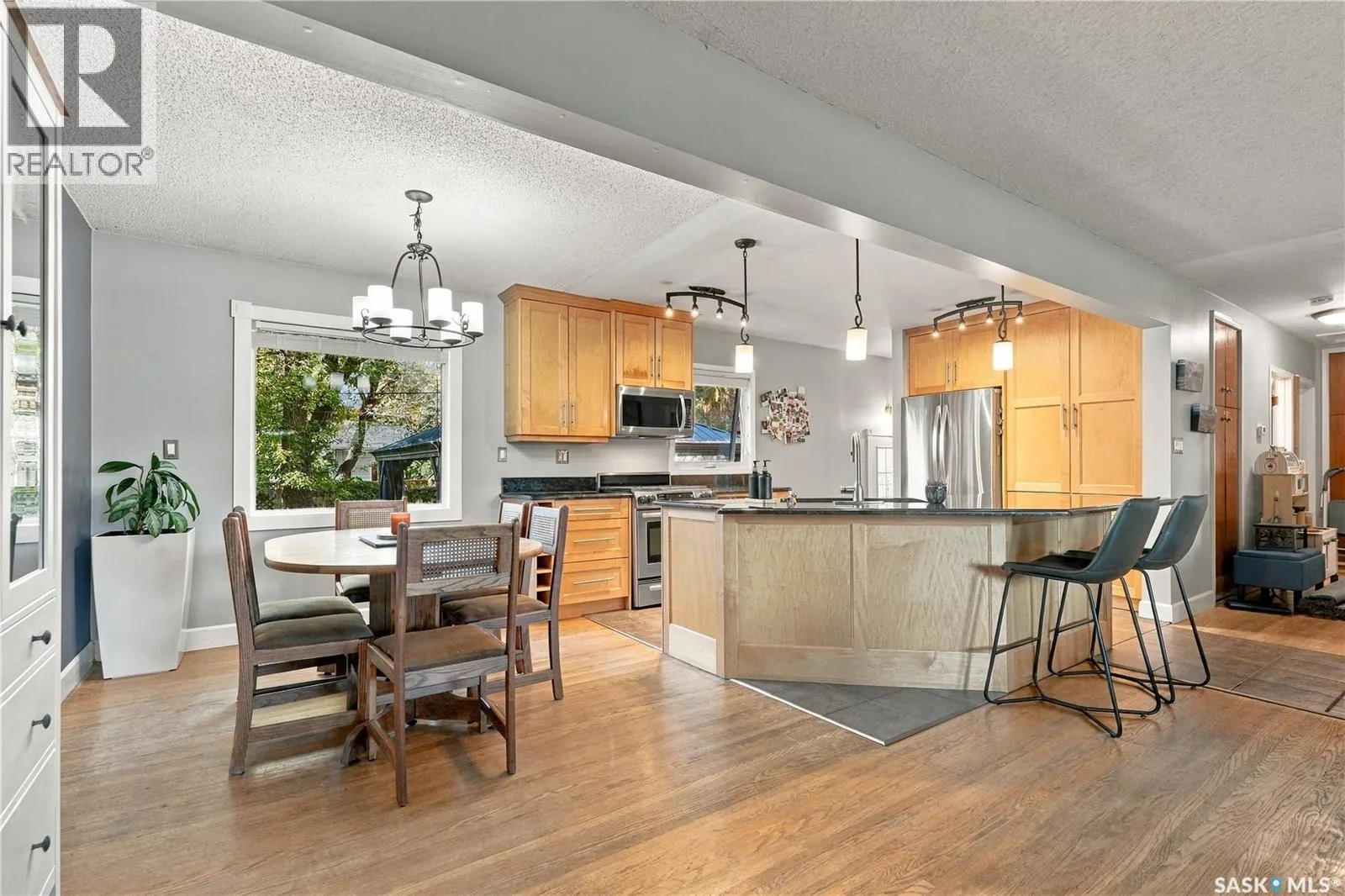 20 Pinder CRESCENT