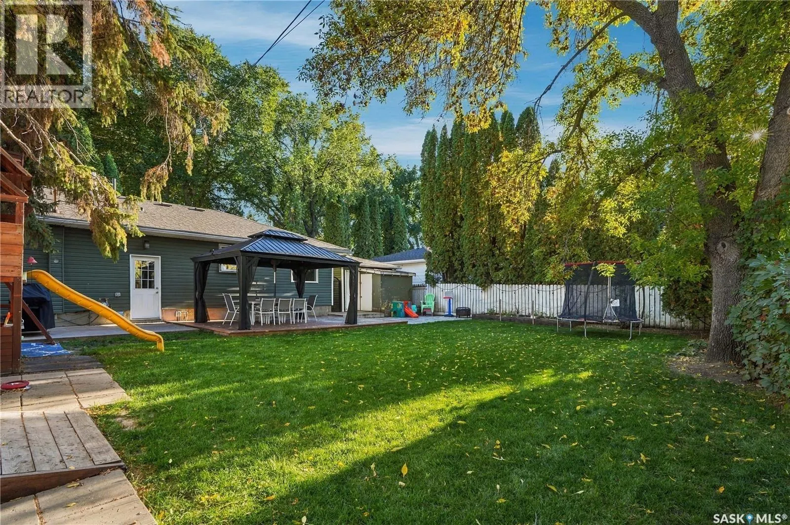 20 Pinder CRESCENT