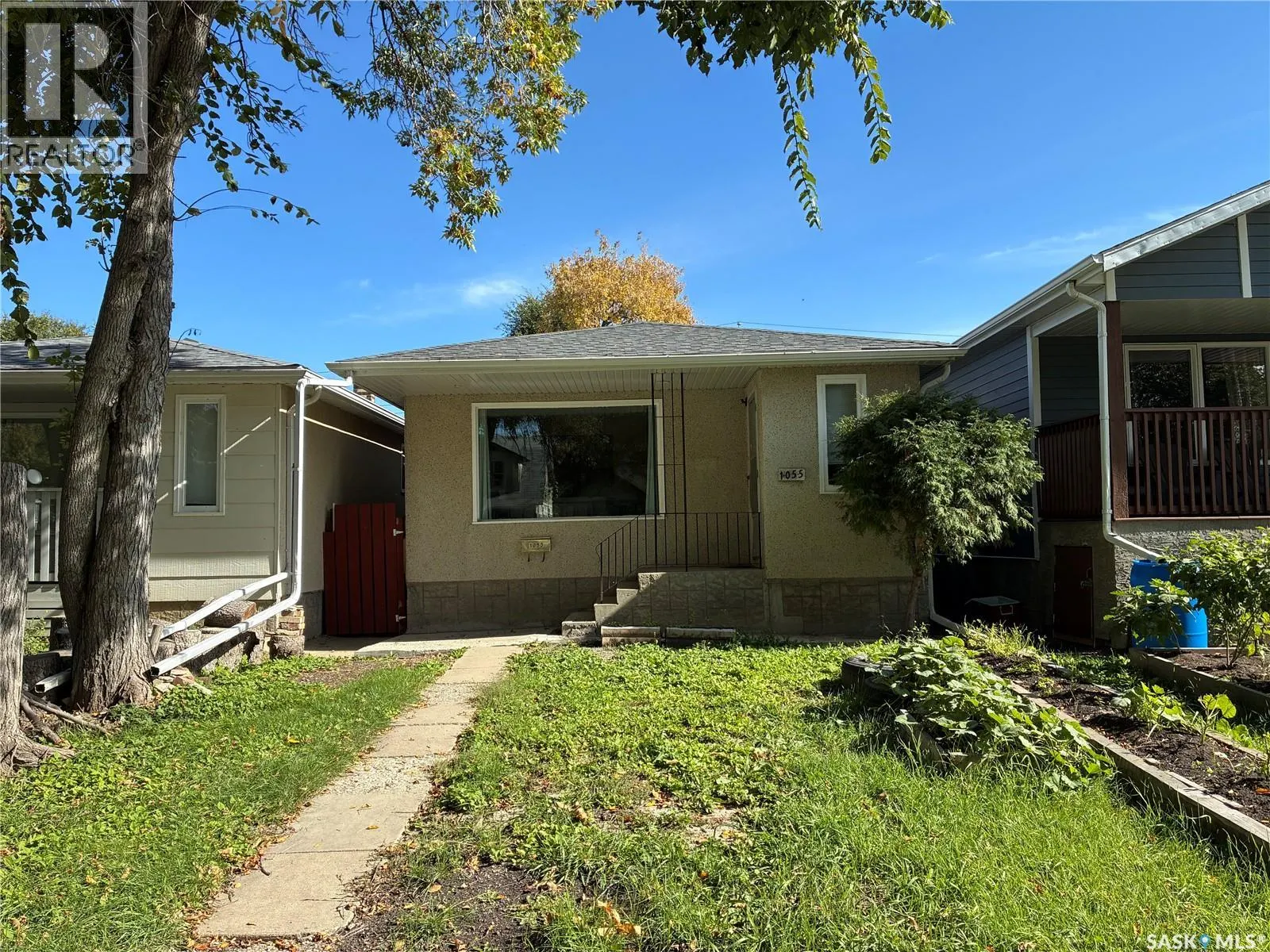 1055 Cameron STREET